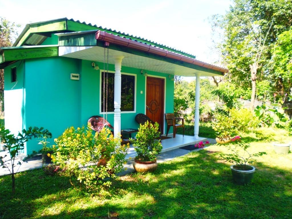 The Nilmini Lodge Szigirija Kültér fotó